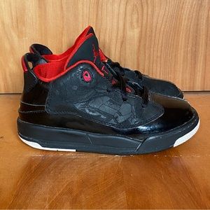 Kids 9 Jordan Dub Zero Mid Athletic Shoes Black Red SEF0860